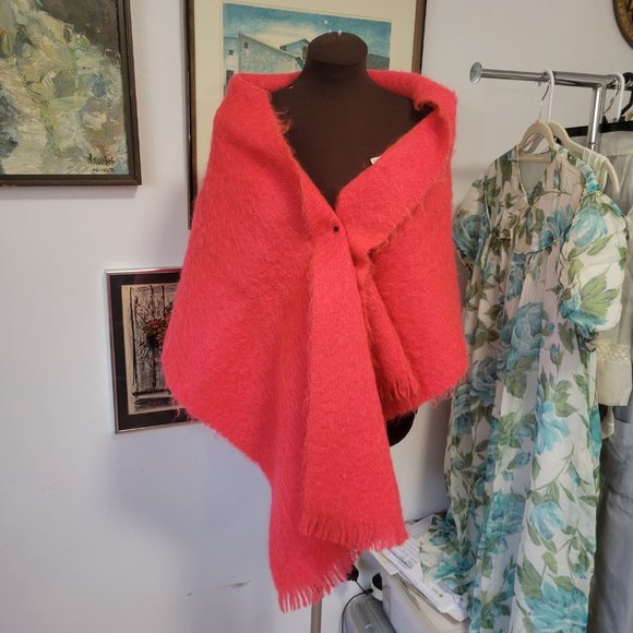 Vintage Mohair Shawl-Red Super warm - Picture 2 of 5